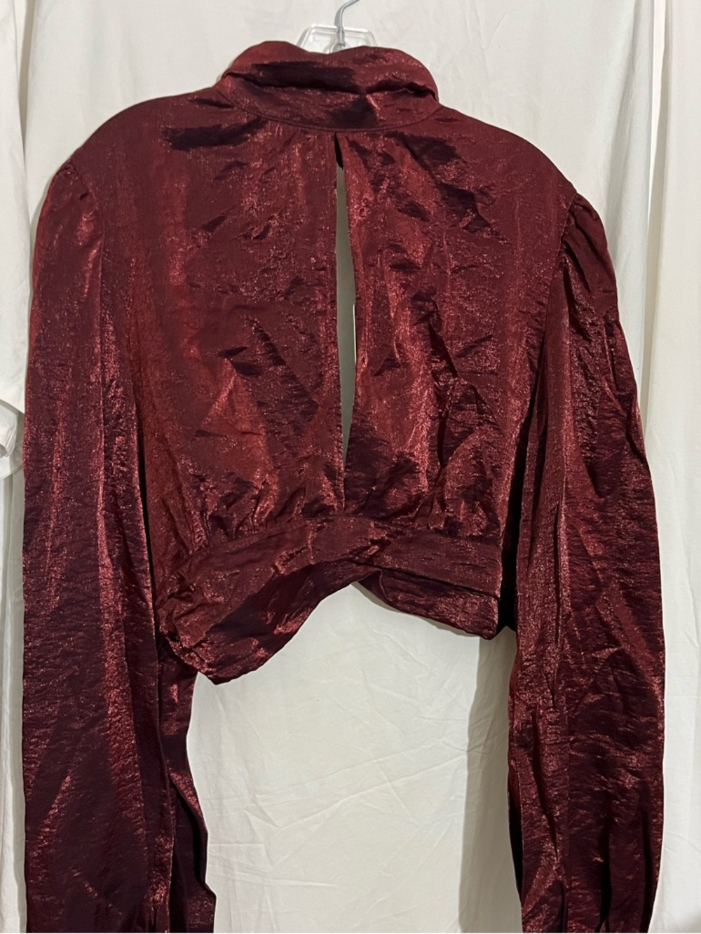 PrettyLittleThing Wine Red Satin-Look Cropped Blouse